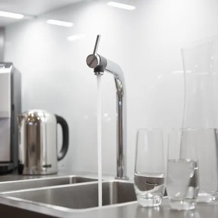 Reetland Am - Luxus Reetdachvilla Mit 3 Schlafzimmern, Sauna Und Kamin F11 Prázdninový dům Dranske