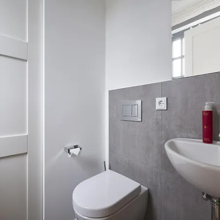 Reetland Am - Luxus Reetdachvilla Mit 3 Schlafzimmern, Sauna Und Kamin F11