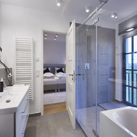 Prázdninový dům Reetland Am - Luxus Reetdachvilla Mit 3 Schlafzimmern, Sauna Und Kamin F11 *