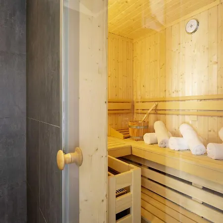 Reetland Am - Luxus Reetdachvilla Mit 3 Schlafzimmern, Sauna Und Kamin F11 * ドランスケ