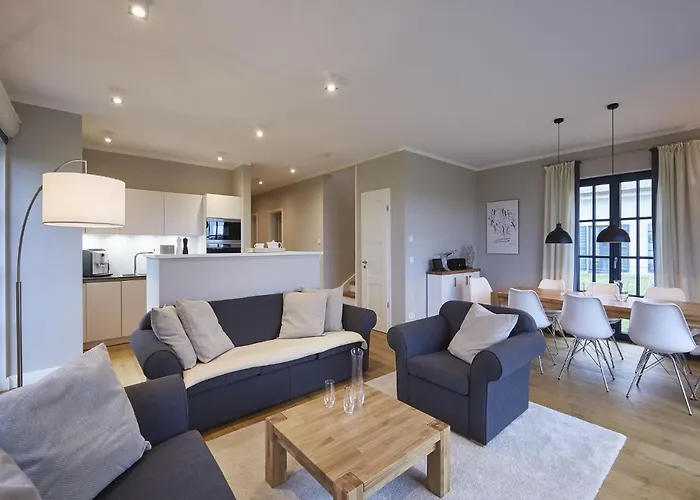 Reetland Am - Luxus Reetdachvilla Mit 3 Schlafzimmern, Sauna Und Kamin F11 * Dranske