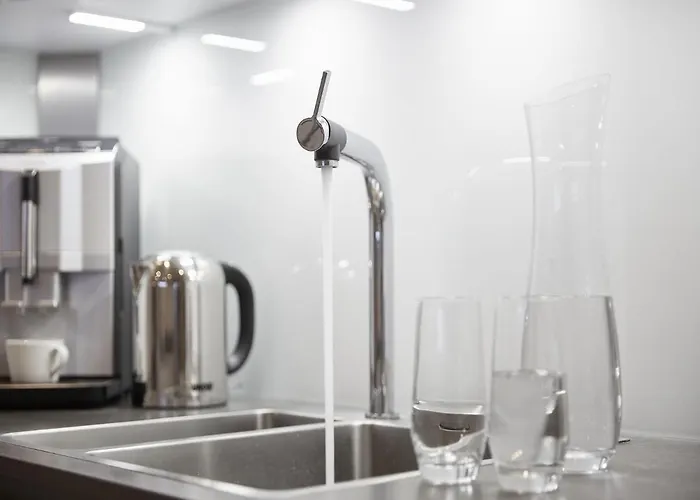 Reetland Am - Luxus Reetdachvilla Mit 3 Schlafzimmern, Sauna Und Kamin F11 Hébergement de vacances Dranske