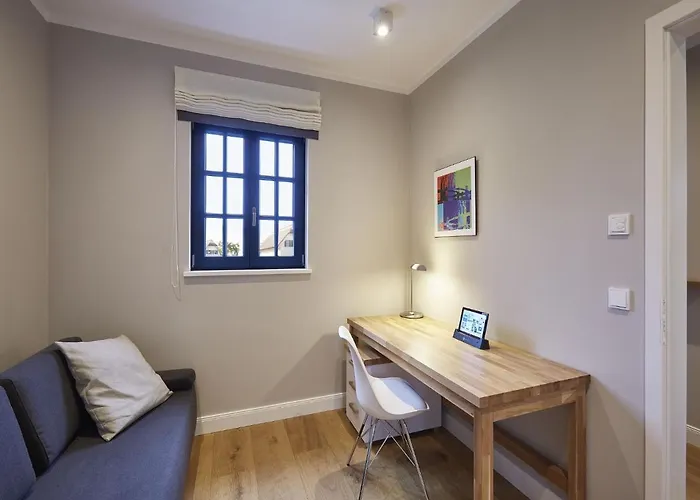 Reetland Am - Luxus Reetdachvilla Mit 3 Schlafzimmern, Sauna Und Kamin F11 Hébergement de vacances Dranske